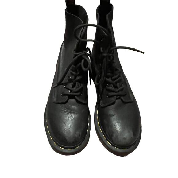 Dr. Martens Women's 1460 Pascal 8 Eye Lace Up Leather Boots Black SZ 6 - Picture 4 of 9